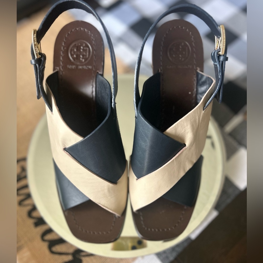 TORY BURCH!!!! Gently used ladies Tory Burch sling back sandals.